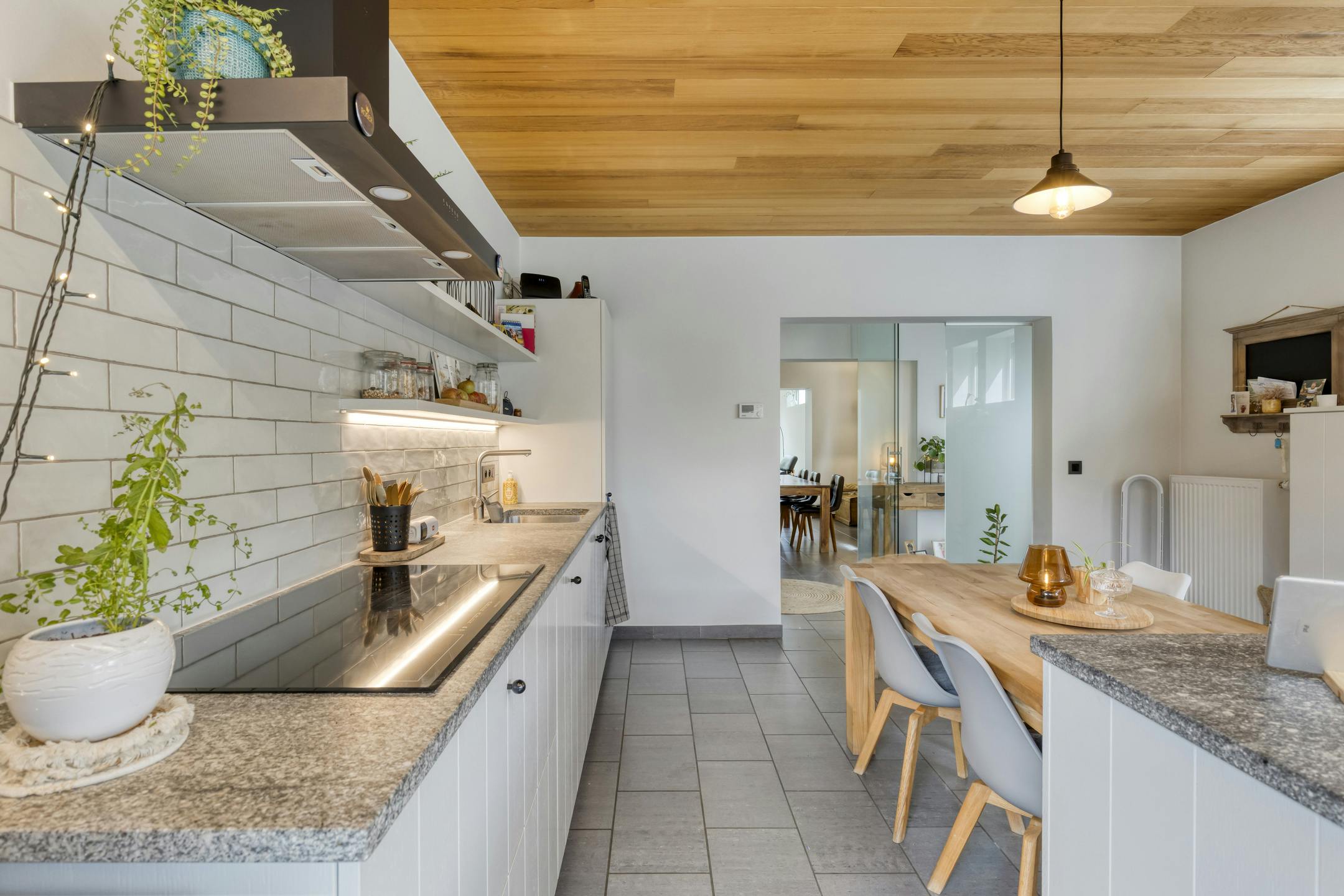 Instapklare woning met opslagplaats te koop in Oudenaarde foto 9
