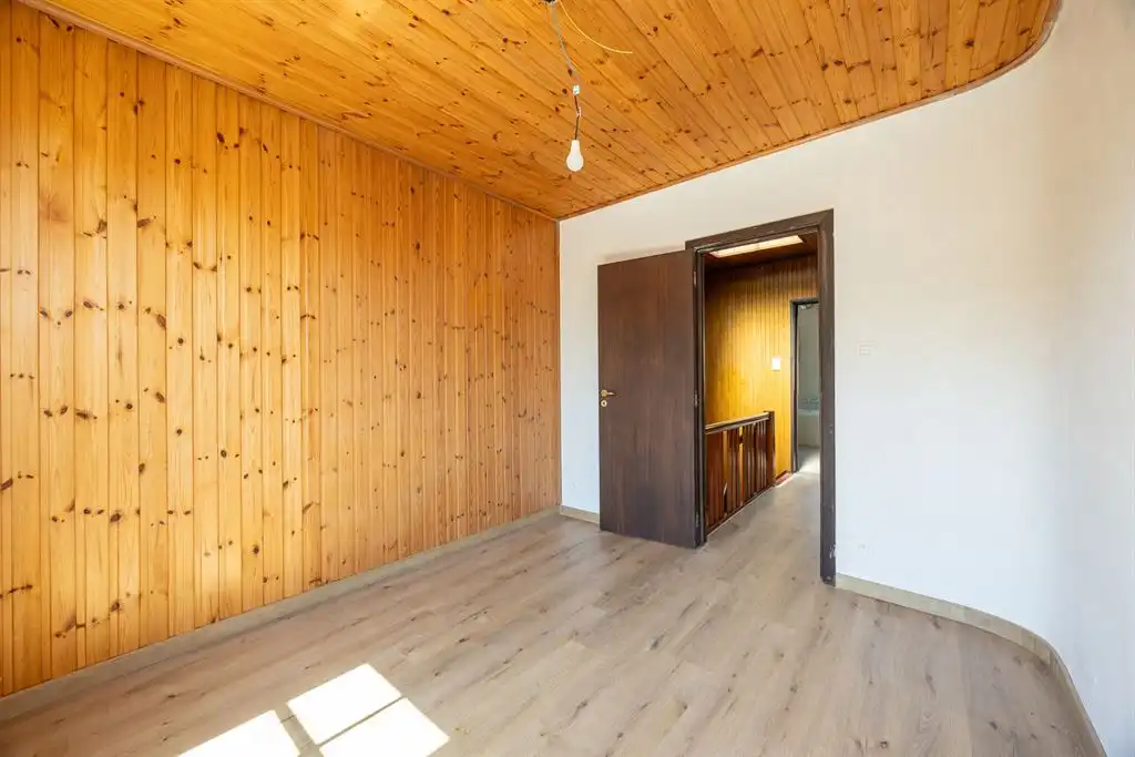 Instapklare gezinswoning met 3 slpk, XL-garage en tuin foto 17