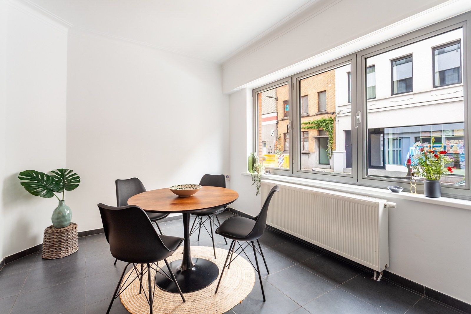  Ideaal starters- of investeringsappartement in de gegeerde wijk Zurenborg foto 11