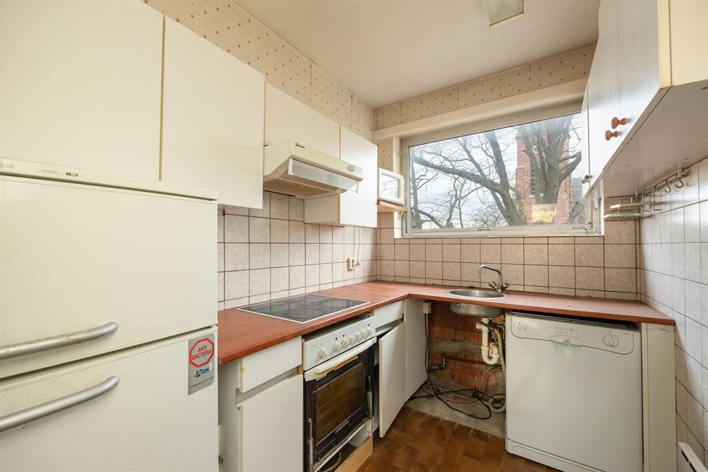 Op te frissen appartement met groot zonnig terras  foto 9