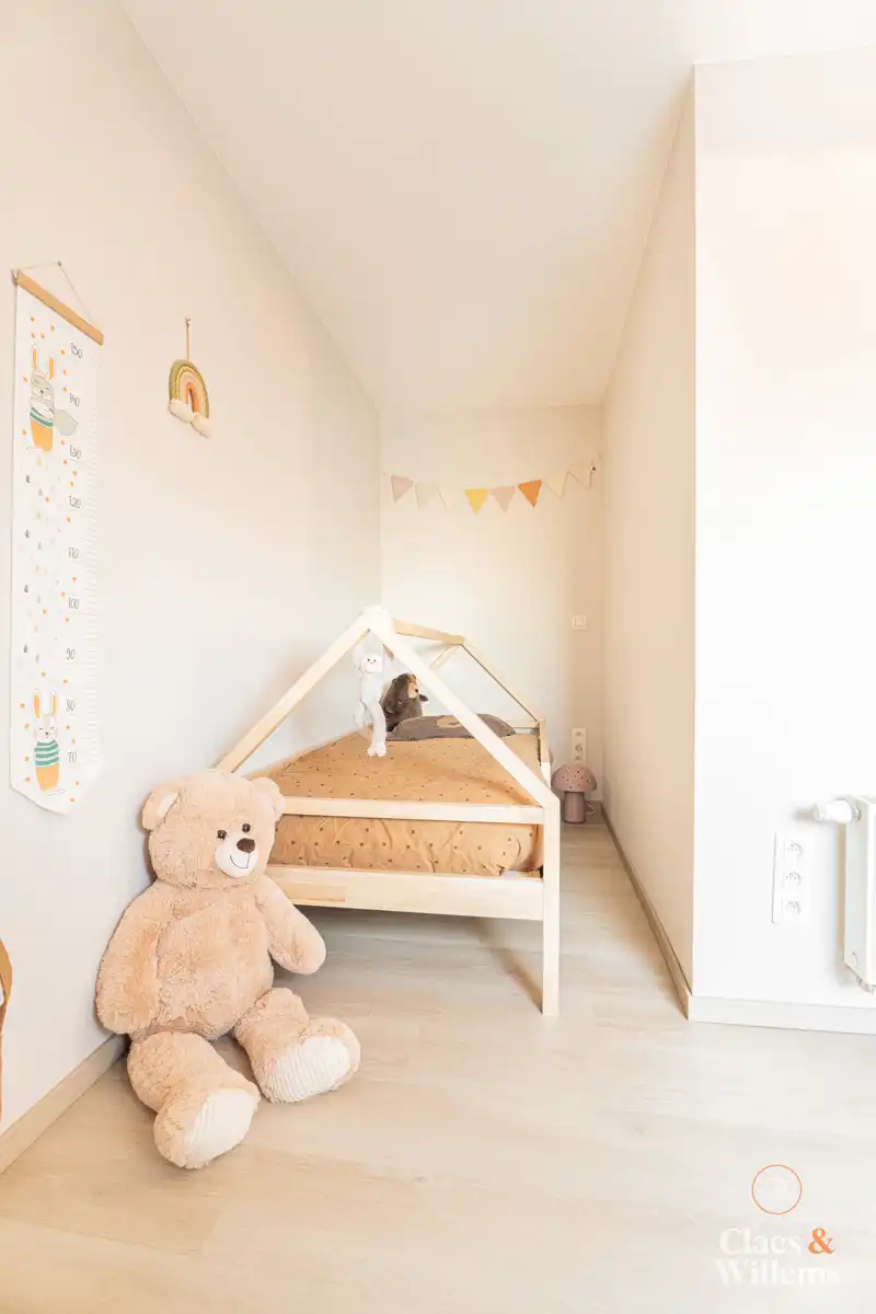 Instapklare, gerenoveerde woning met 4 kamers te Buizingen. foto 16