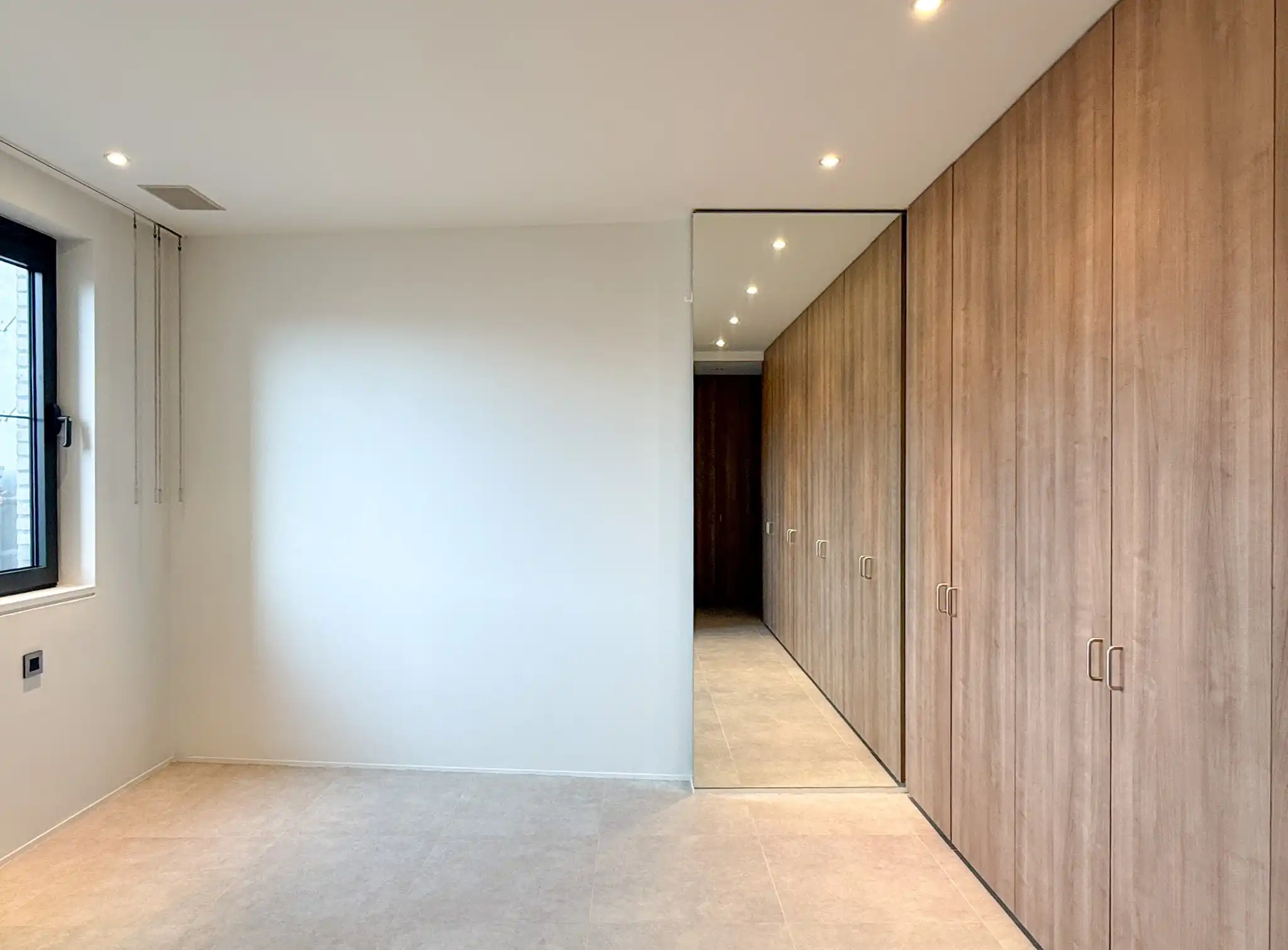 Instapklaar appartement met 1 slaapkamer op topligging in Beveren foto 14