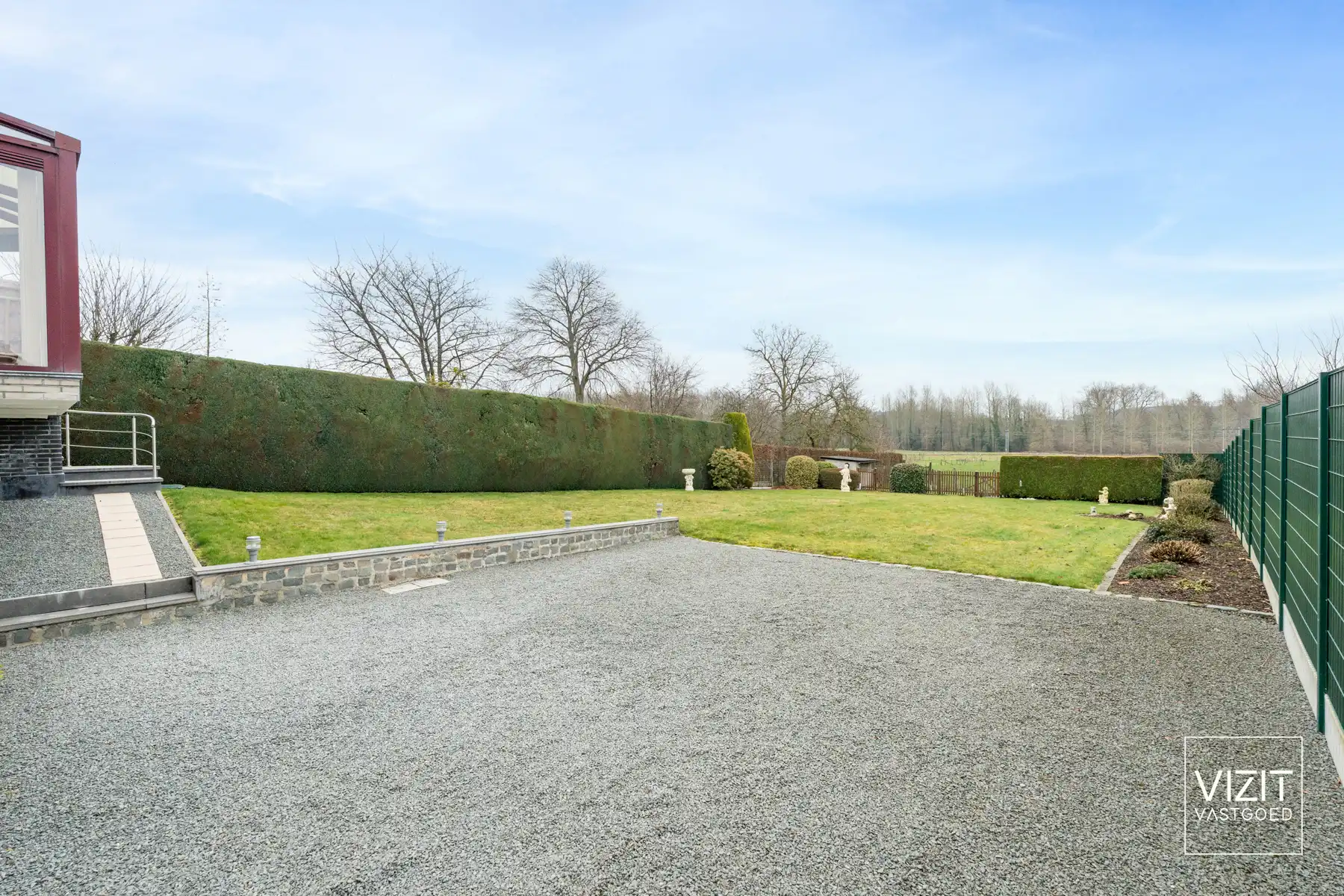 Goed gelegen bungalow te Overboelare! foto 4