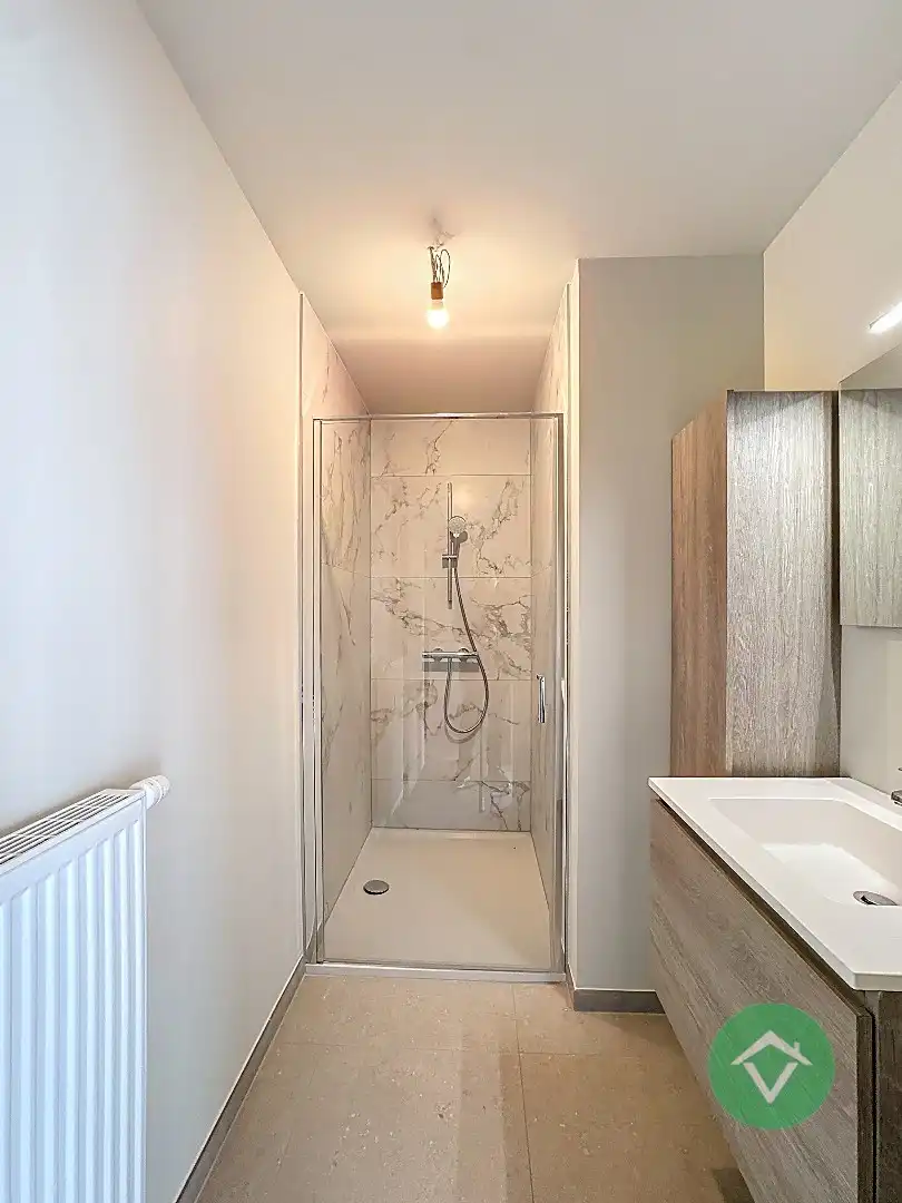 Uniek nieuwbouw appartement met 2 slaapkamers en veel zonlicht te Eernegem foto 22