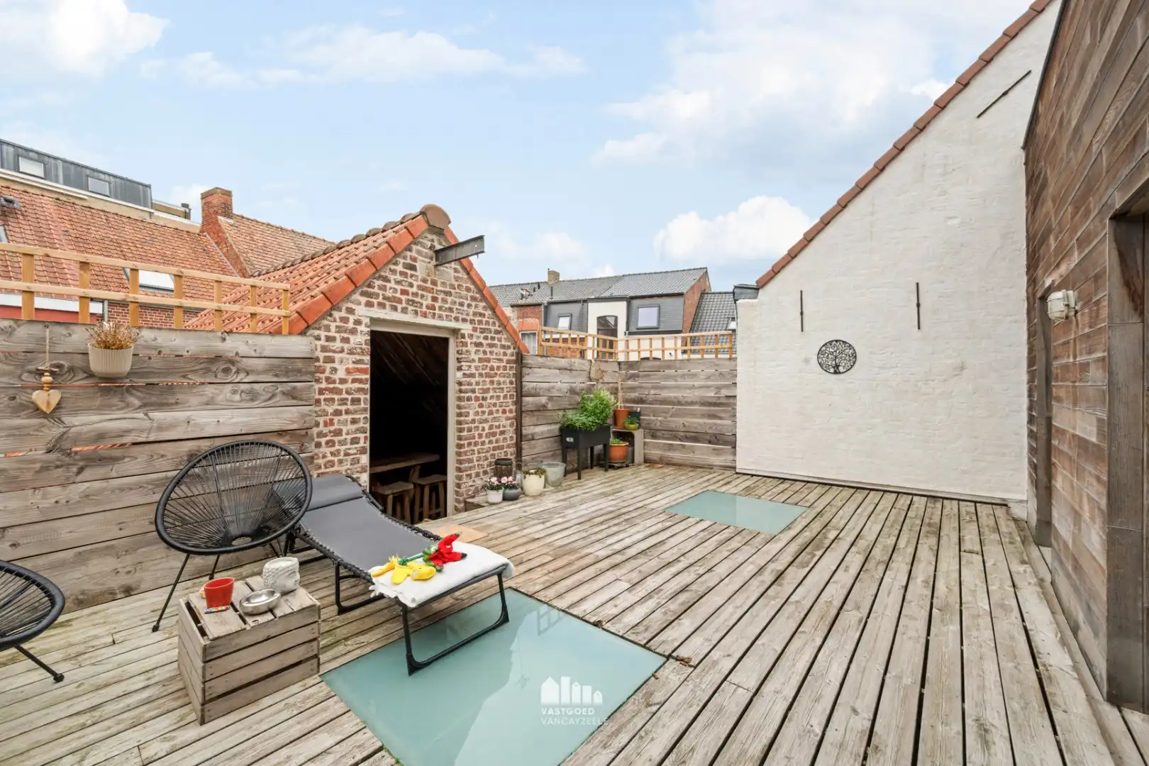 Karaktervolle ruime herenwoning met grote garage in het Ieper centrum. foto 14