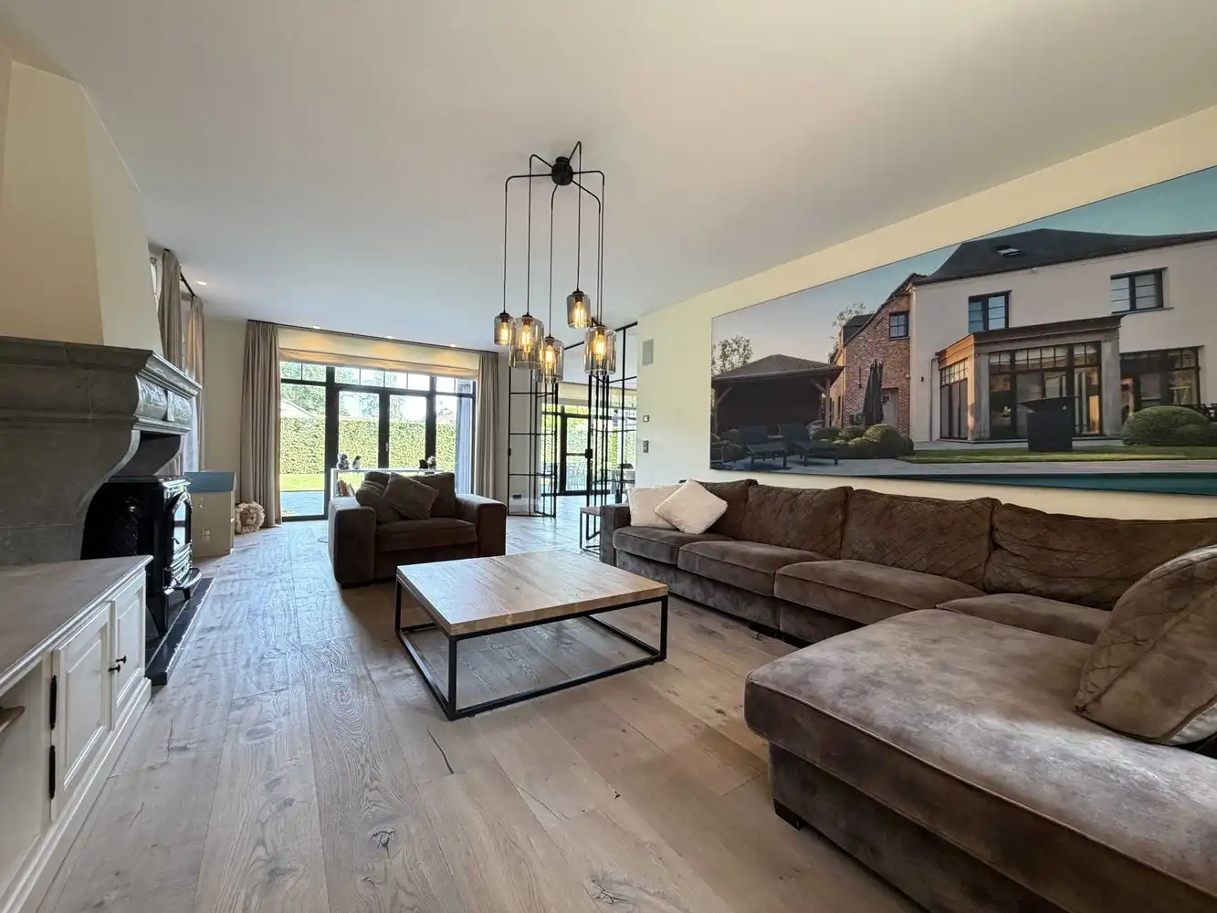Klassevolle, recente villa (bouwjaar 2016) met hoogwaardige afwerking foto 14
