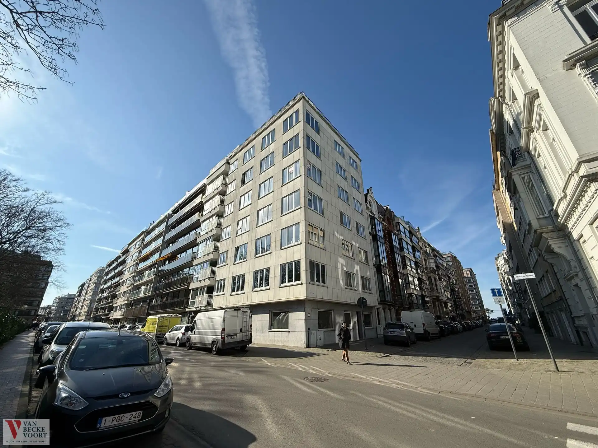 Zonnig hoekappartement met subliem open zicht foto 13