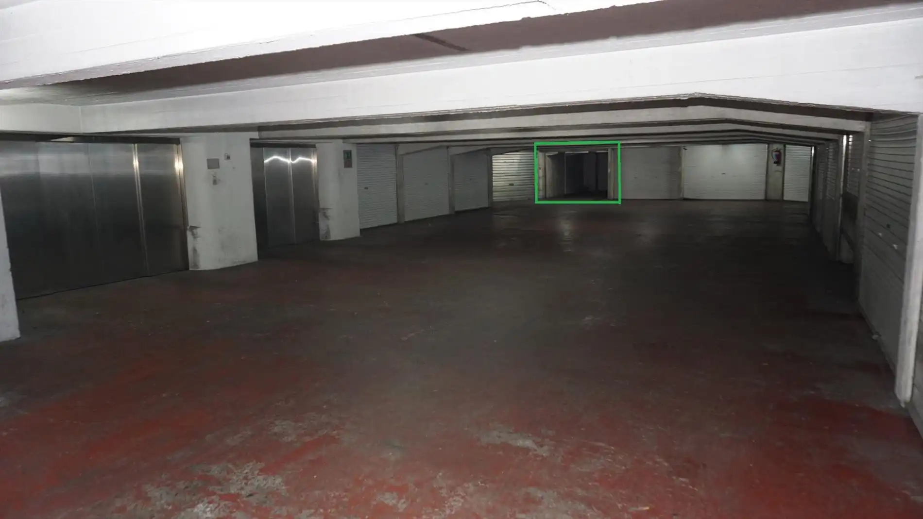 GARAGE BOX  OP TOPLIGGING - CENTRUM OOSTENDE ! foto 6