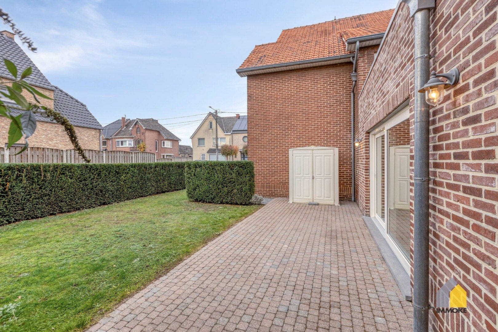 Energiezuinige woning op 3 a 14 ca met 3 slpk, 2 badkamers en knusse tuin. foto 32