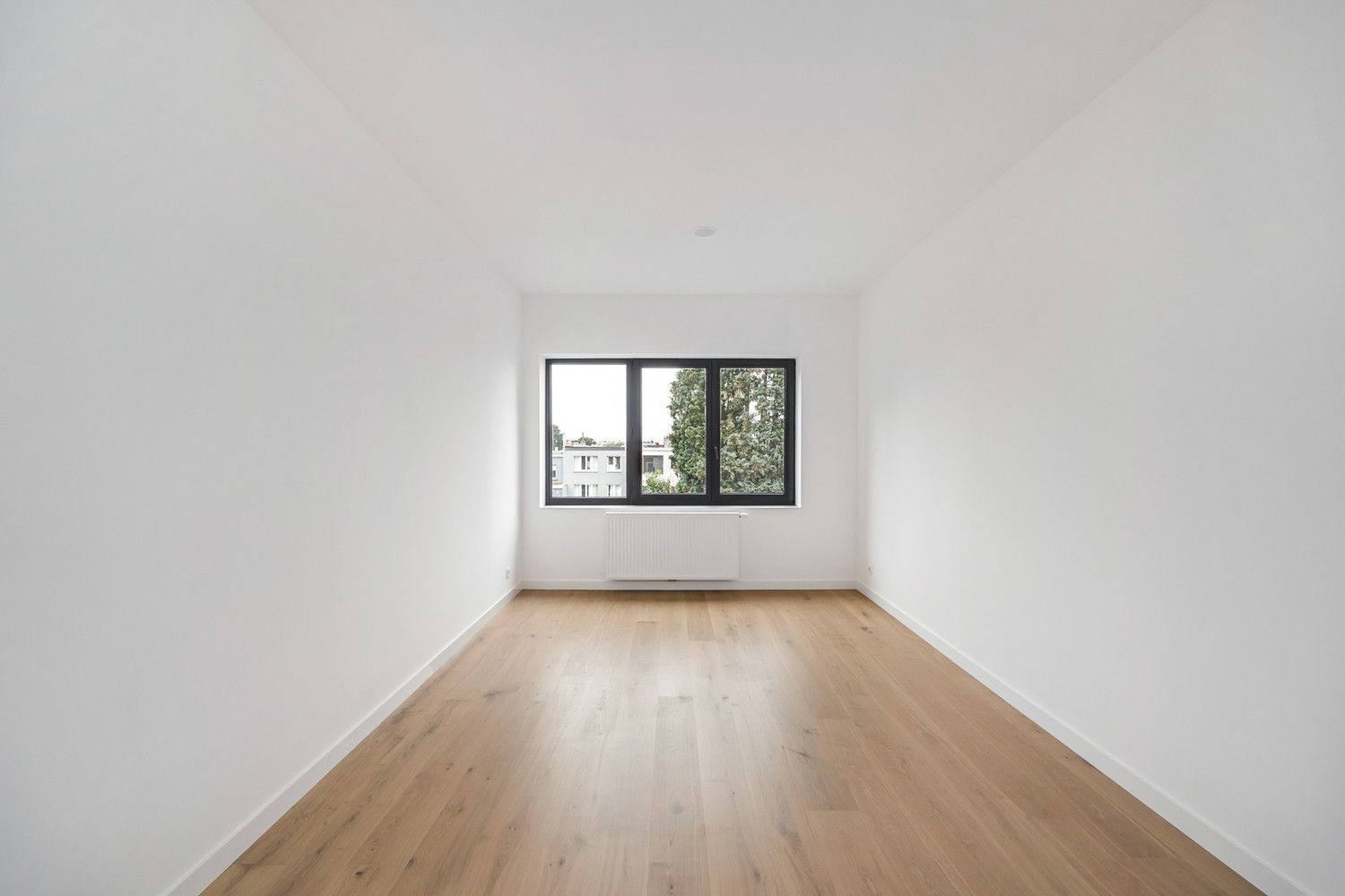 Riante volledig gerenoveerde 5-slk-woning met tuin (EPC A) foto 23