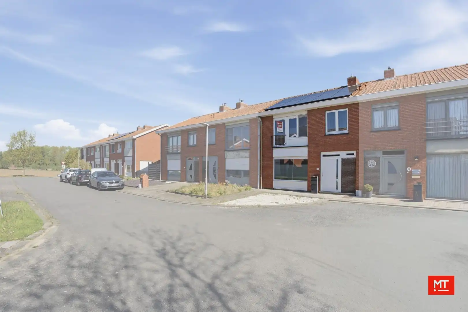 Instapklare, energiezuinige woning met 3 slaapkamers, tuin en garage te koop in een rustige wijk te Zonnebeke foto 17