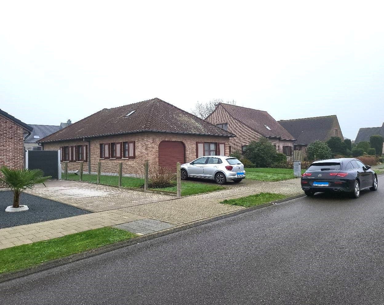 Bungalow in aangename woonwijk. foto 27