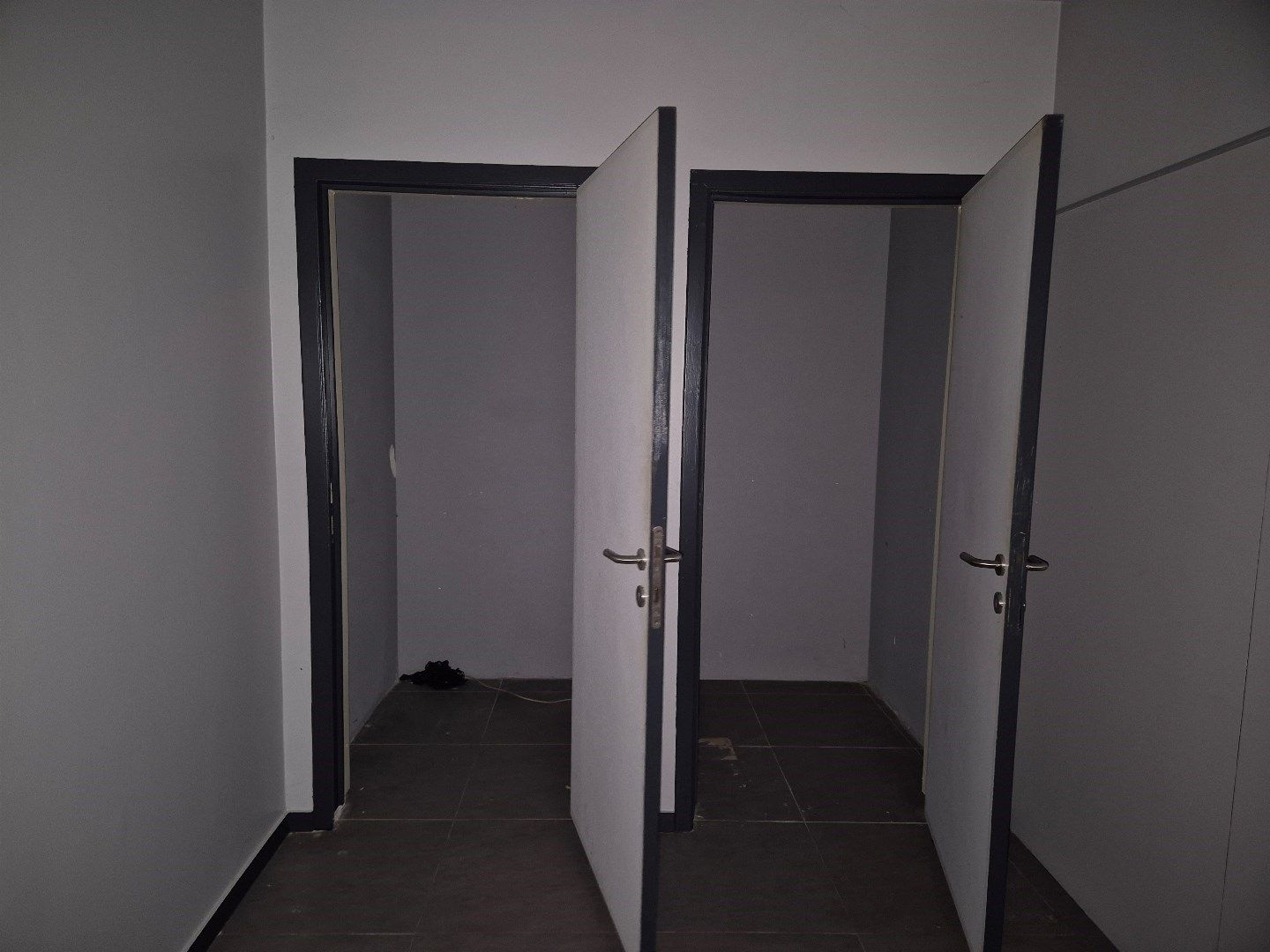 Handelszaak op toplocatie met paring in Maasmechelen  foto 8