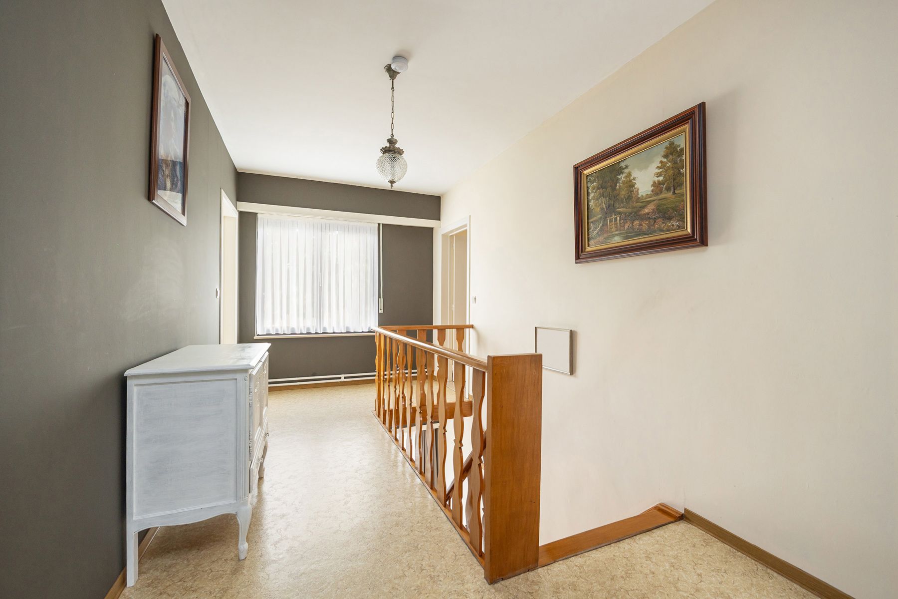Ruime woning met 4 slks en 2 bdks op 886 m² foto 26