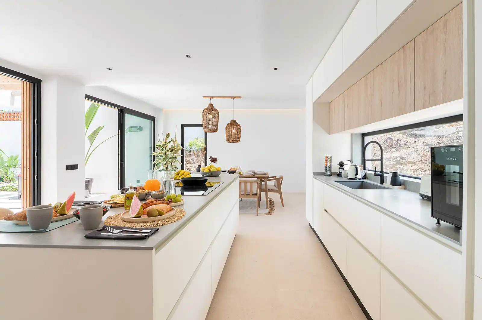 Gloednieuwe luxe villa met infinity pool en zeezicht in El Sauzal, Noord-Tenerife foto 18