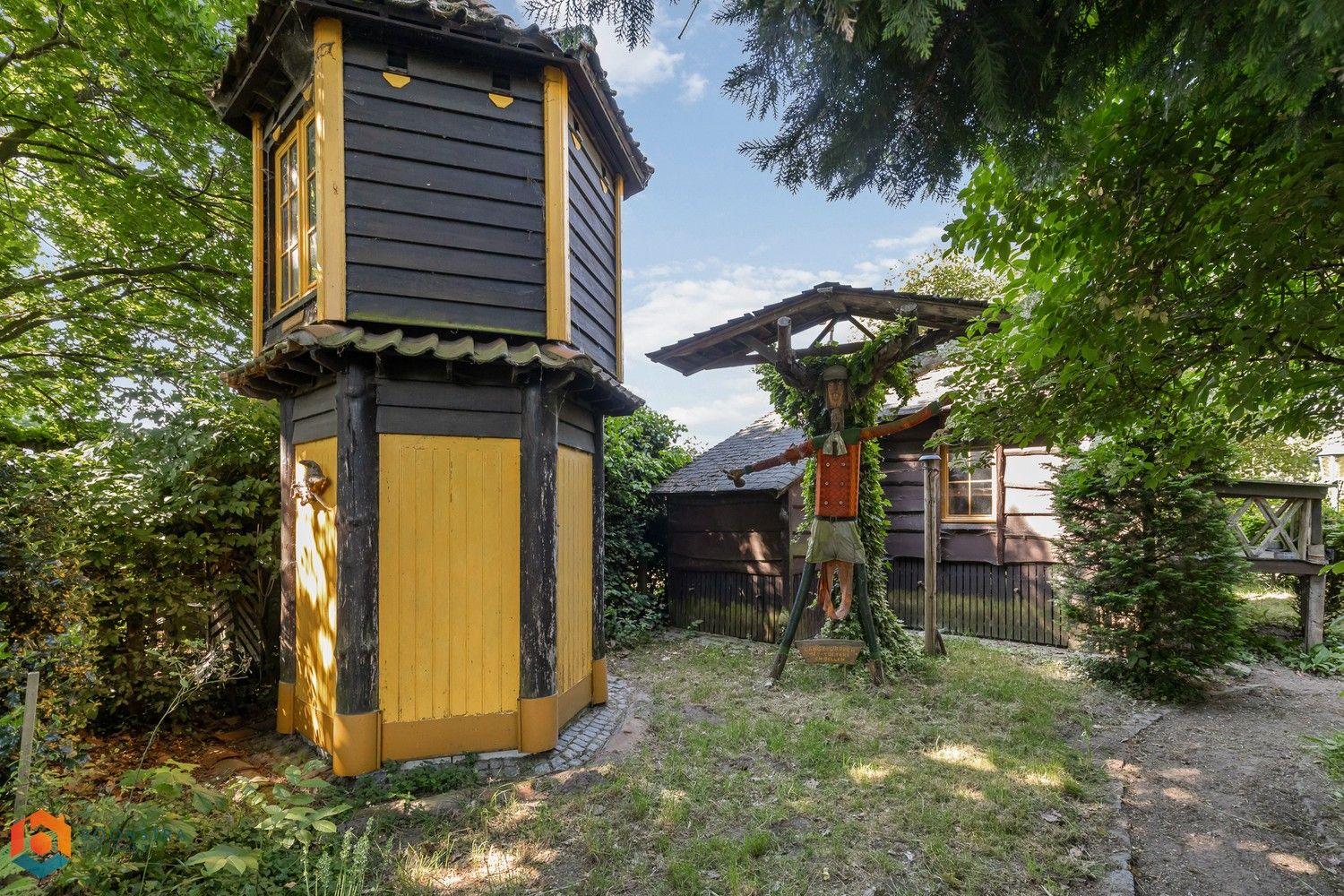 Vrijstaande woning met veel potentieel op 1143m² in Koningshooikt foto 25