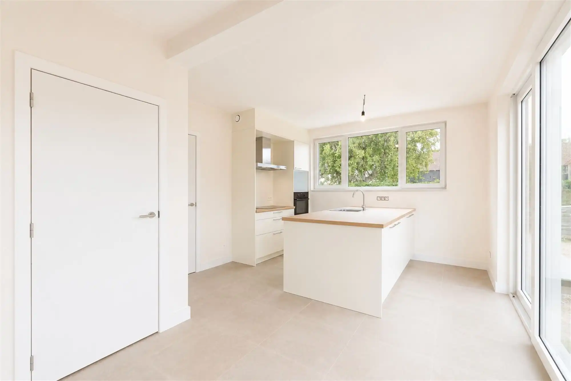 Vrijstaande woning met 3 slaapkamers te Waasmunster foto 7