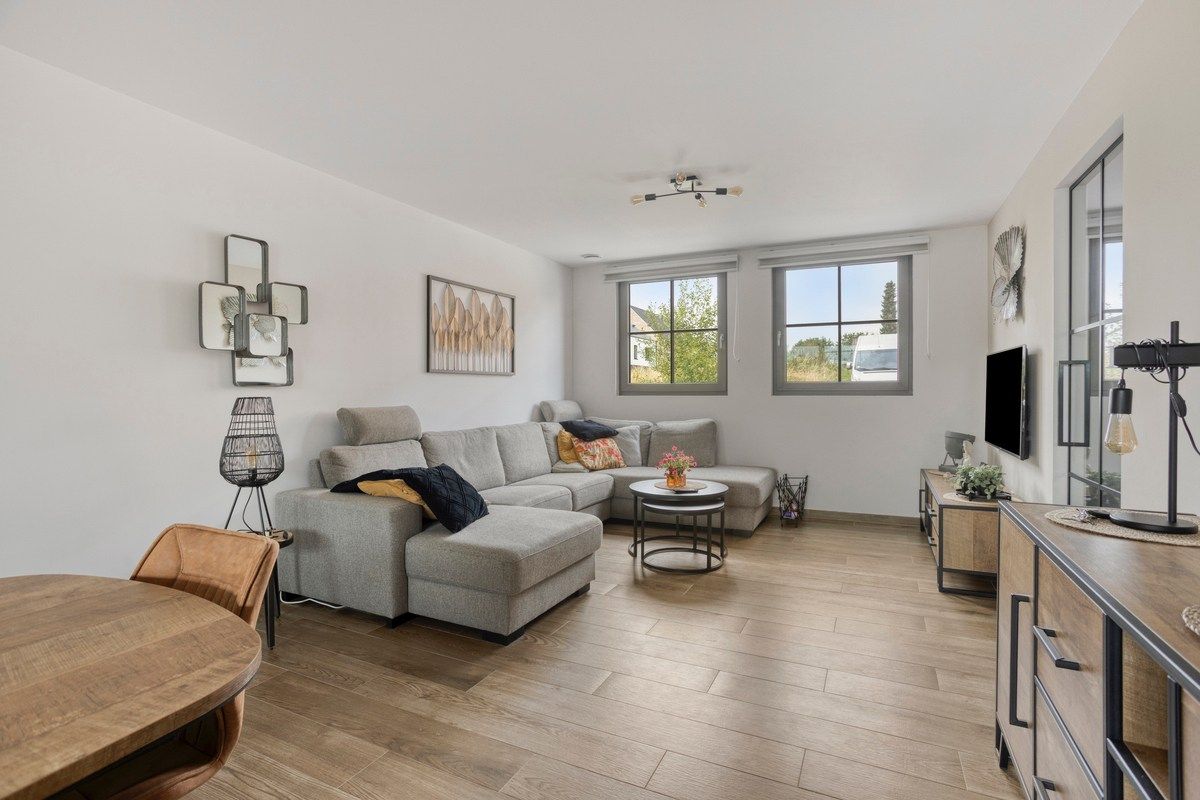 Gelijkvloers appartement met tuin en parkeerplaats foto 5