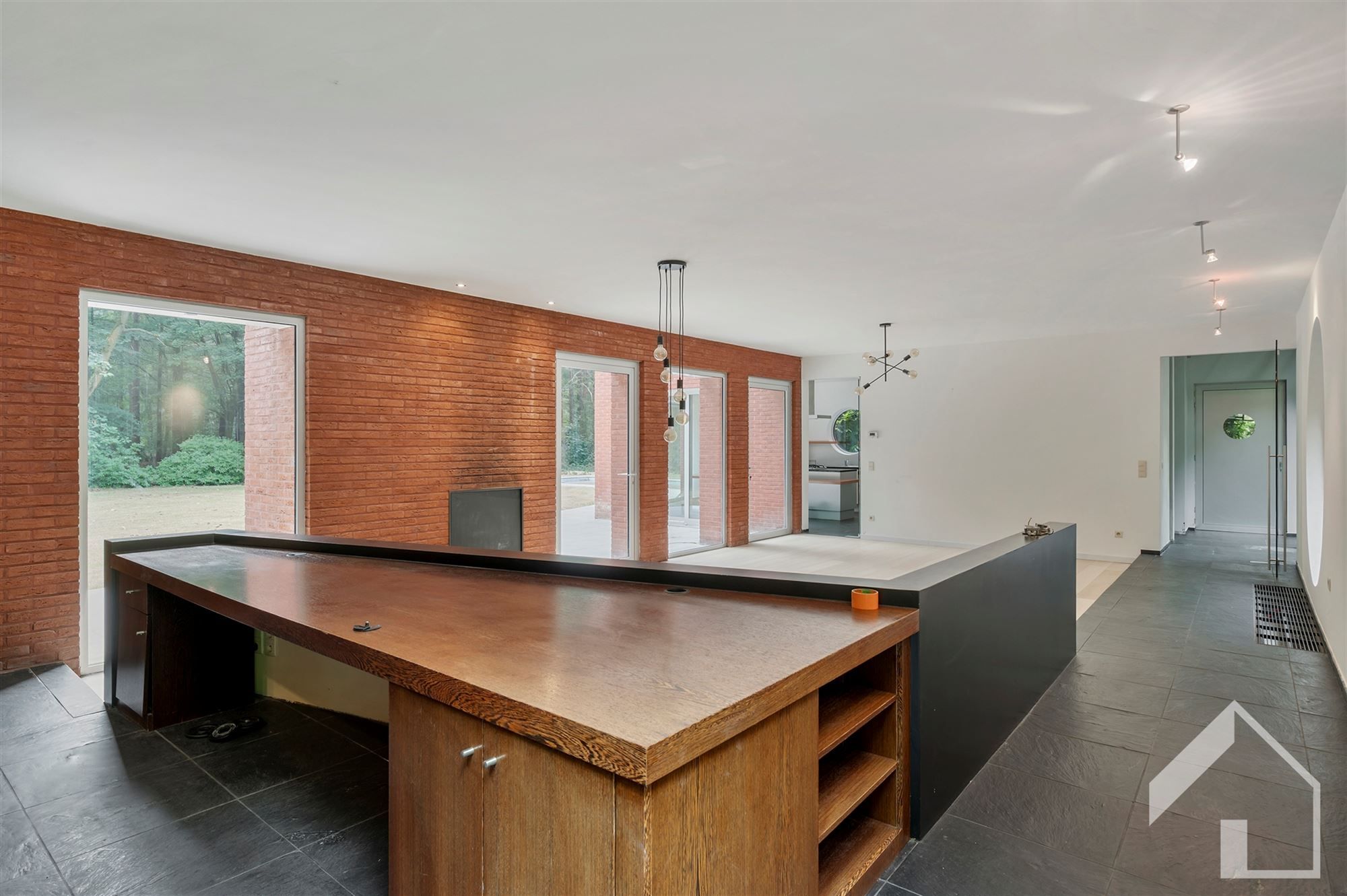 Villa met zwembad in het groen foto 10