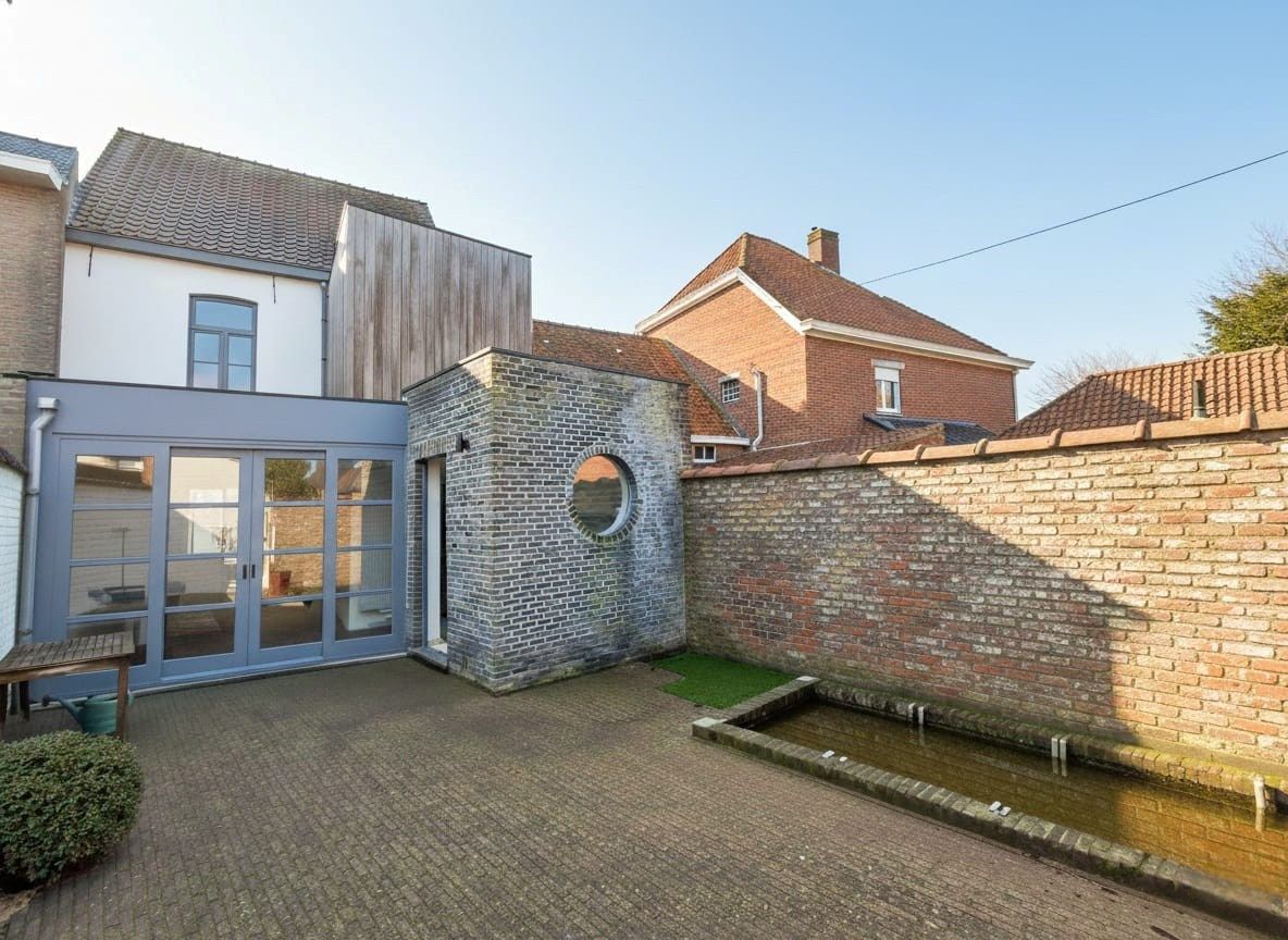 CHARMANTE GEZINSWONING MET 3 SLPKS EN KOER IN HARTJE DENTERGEM foto 12