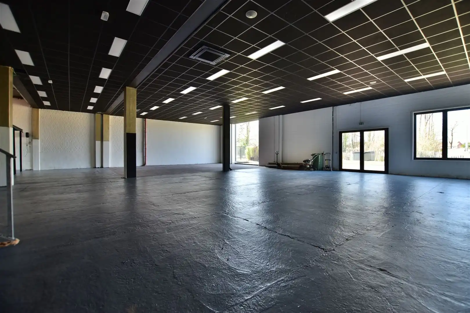 Multifunctioneel bedrijfspand (ca. 450m²) te Hamme foto 4
