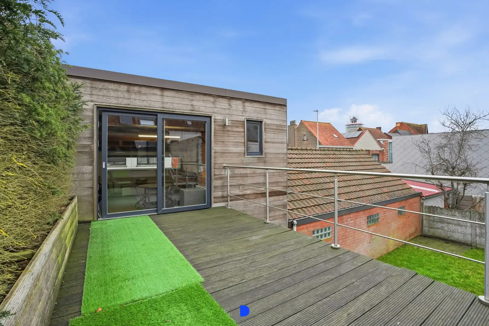 Ruime rijwoning met praktijkmogelijkheden & 2 garages in het centrum van Tielt! foto 16