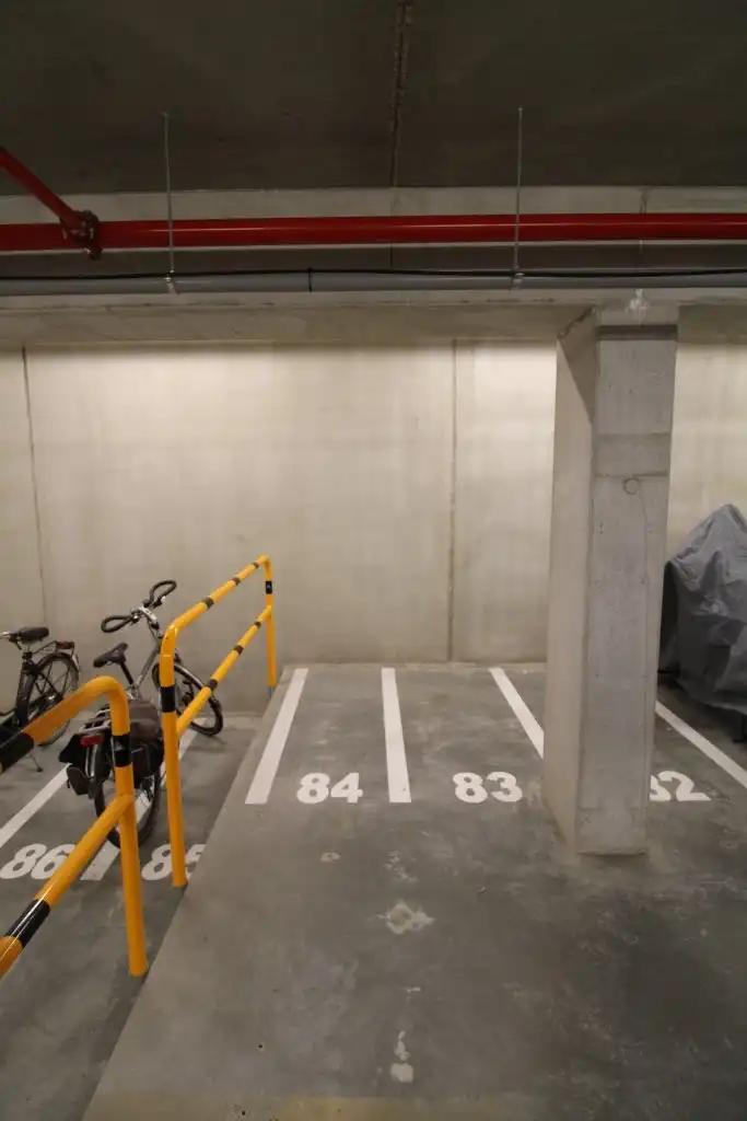 Zeer mooi dakappartement met dubbele garagebox foto 20