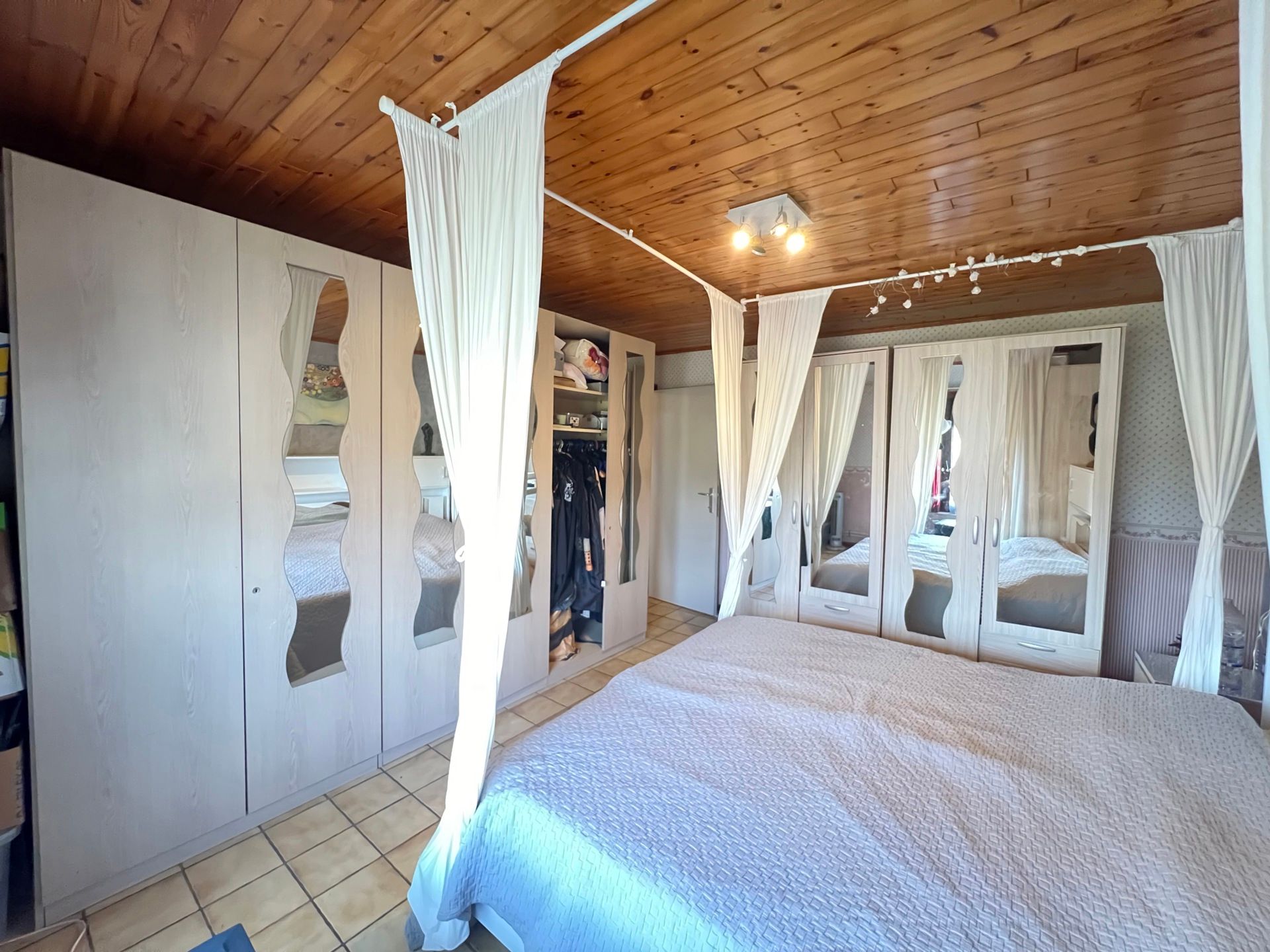 Leuke woning met mogelijke winkelruimte in centrum foto 14