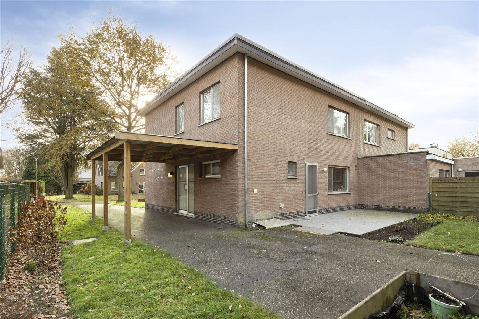 TE KOOP: Halfopen bebouwing met 3 slaapkamers op TOP-locatie in Bolderberg! foto 20