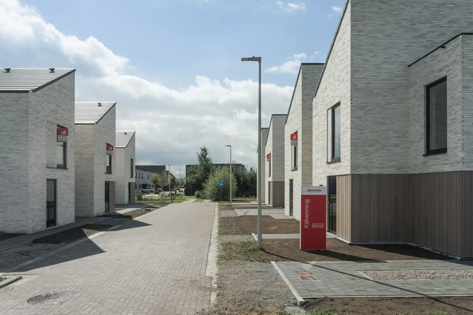 Ruime energiezuinige halfopen bebouwing foto 7