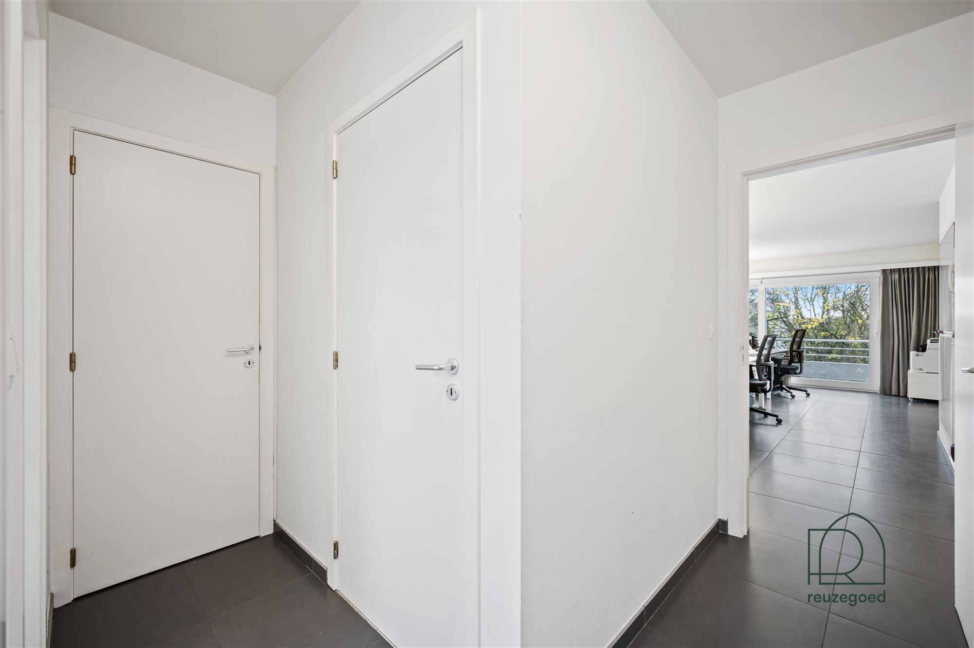 Licht en verzorgd appartement met 2 slaapkamers nabij de vernieuwde Heyvaertsite foto 12