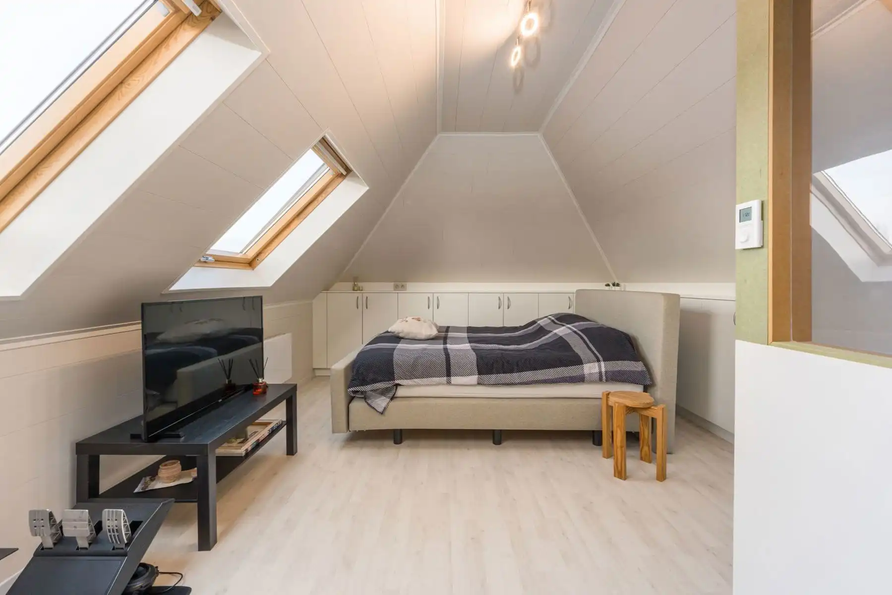 Recente woning te Zomergem met alle comfort aanwezig! foto 26