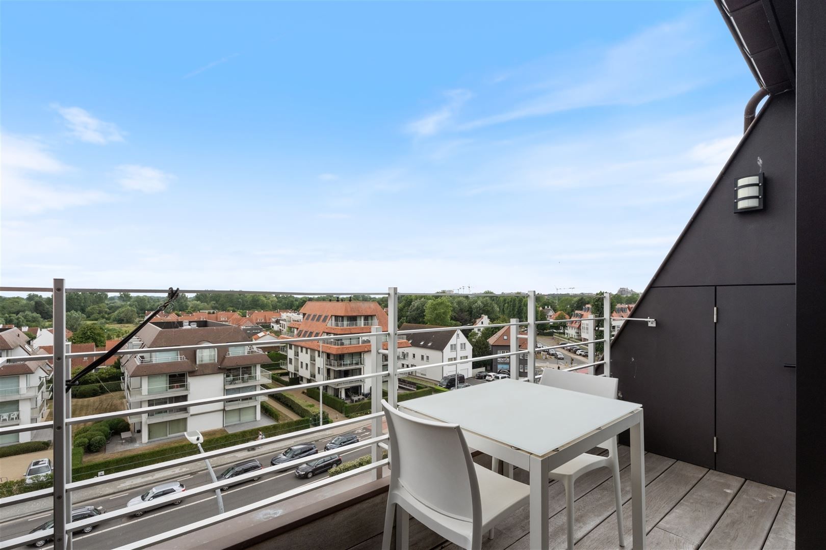 Prachtig dak / hoekappartement met unieke zichten foto 10