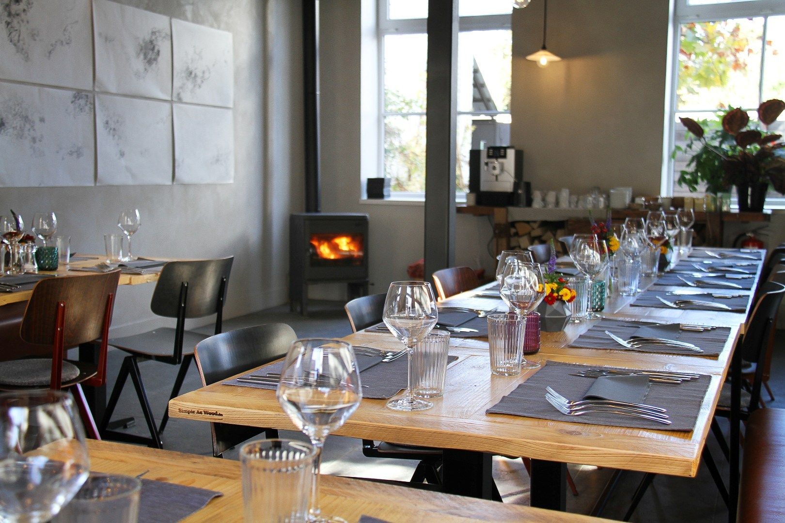 Gerenoveerde handelszaak met ruime woning en gezellige stadstuin te centrum Roeselare foto 4