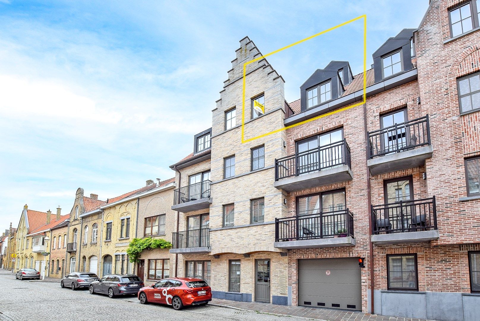 Prachtig recent (2021) duplexappartement (102 m²) met 2 slaapkamers te Nieuwpoort stad. foto 13