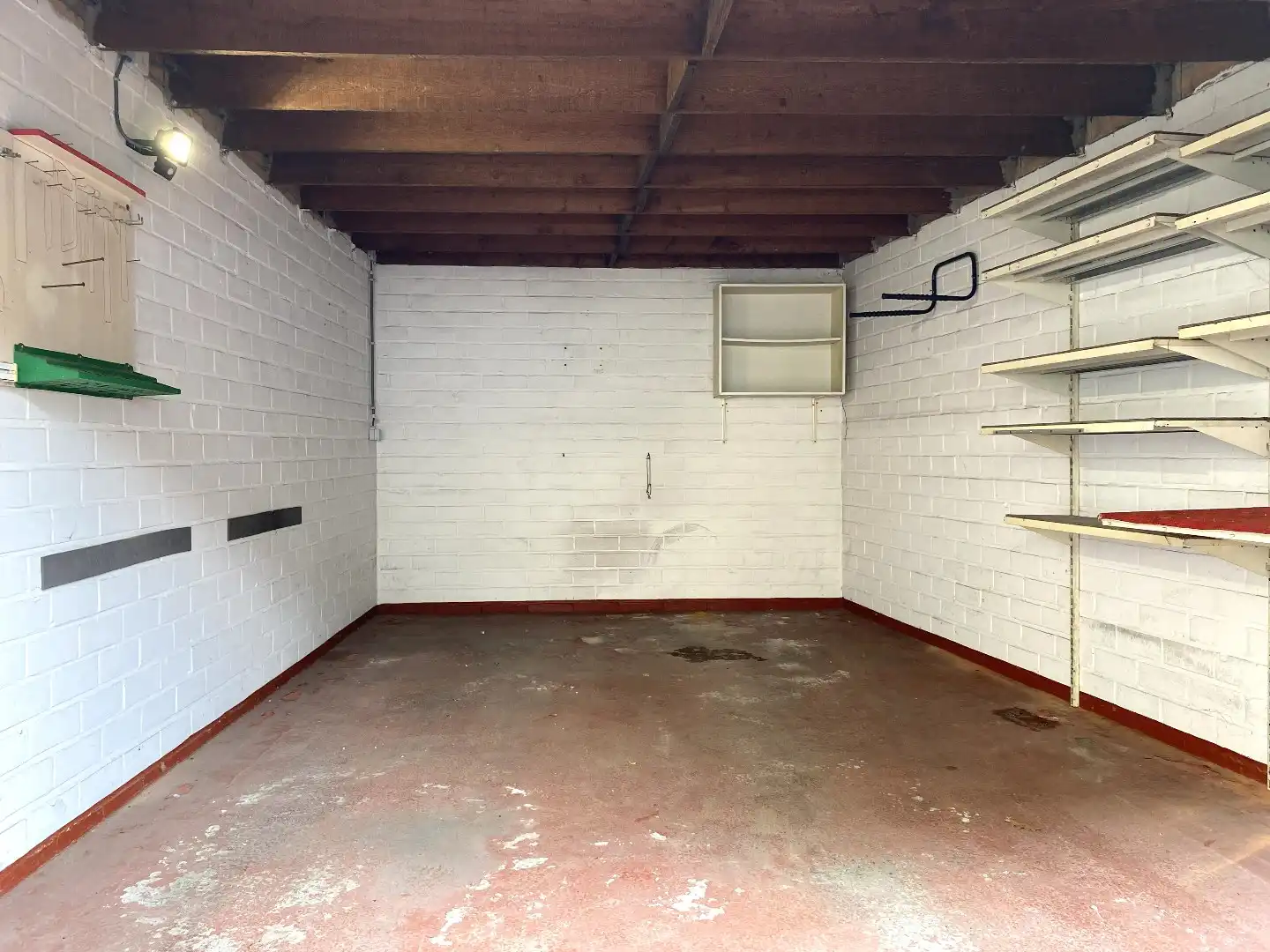 GARAGEBOX GELEGEN IN ROESELARE foto 2