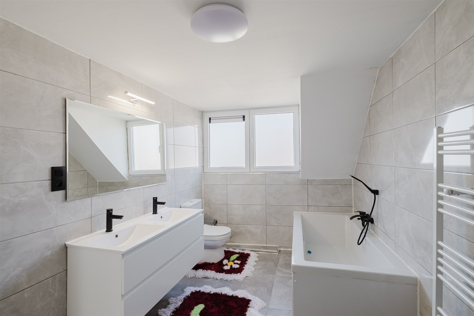 Gerenoveerd duplex appartement op topligging foto 18
