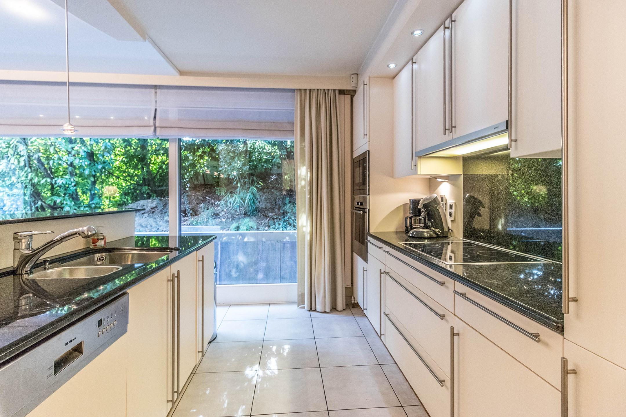 Appartement te huur foto 8