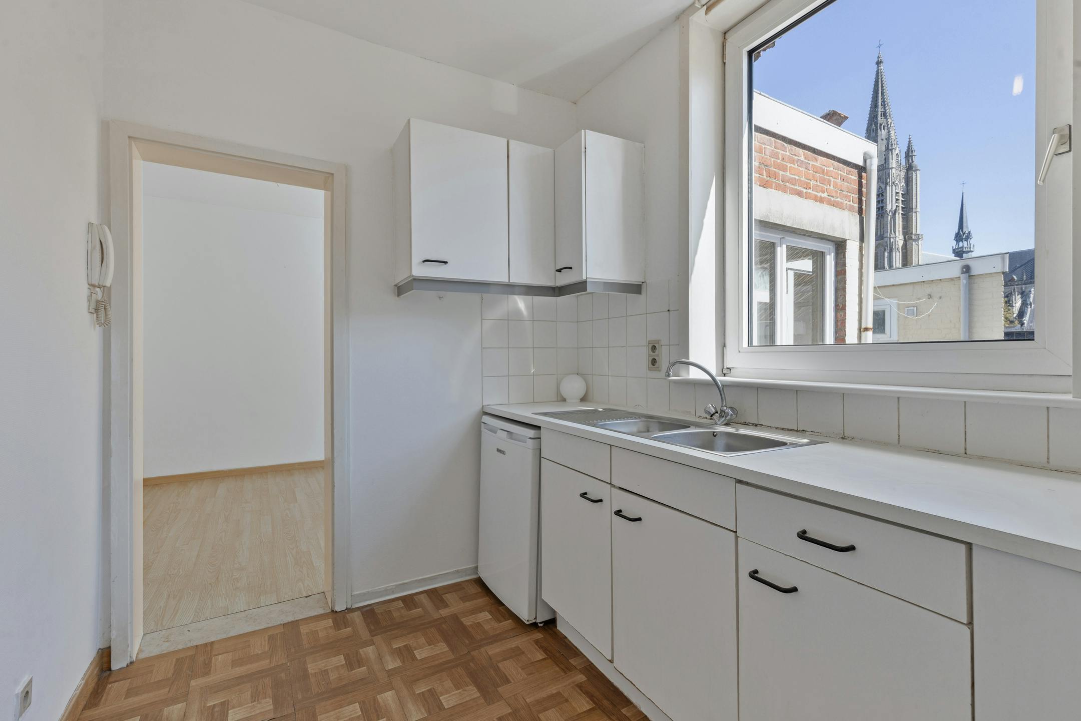 Huis te koop in het centrum van Ieper  foto 9