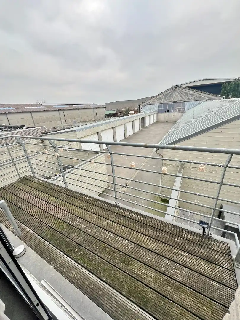 Ruim appartement met 2 slaapkamers en gezellig terras  foto 11