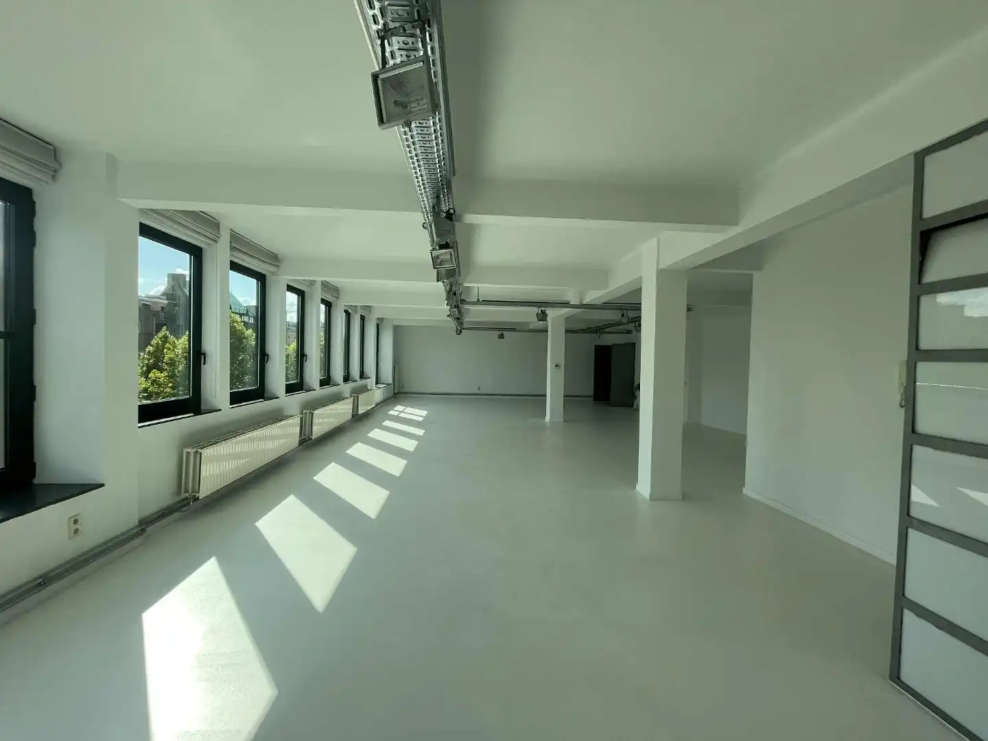 Ankerrui 11-13 - Modulaire Kantoren op 't Eilandje  foto 3