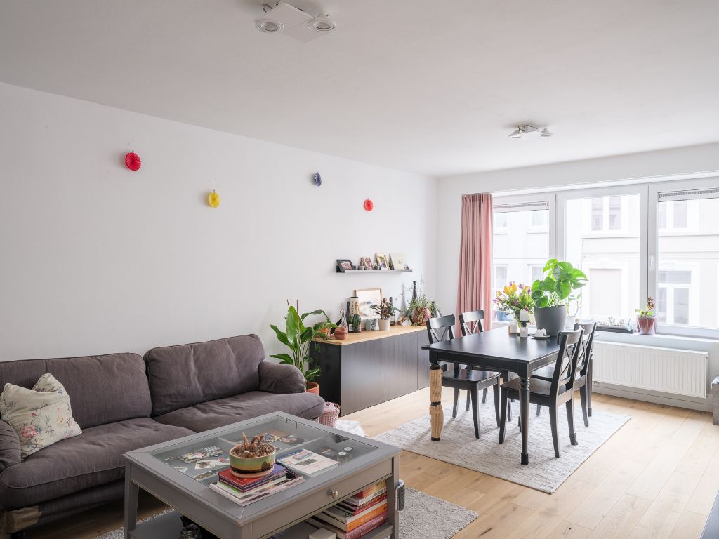 Instapklaar appartement op een toplocatie in het hart van Gent – recent gerenoveerd met twee ruime slaapkamers. foto 6