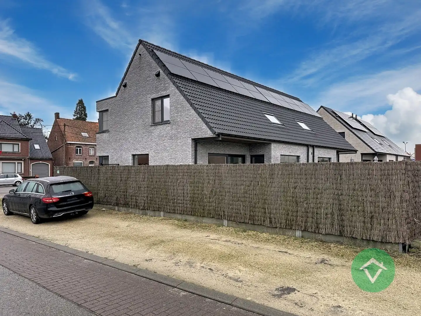 Recent halfopen nieuwbouwwoning te Koekelare. foto 3