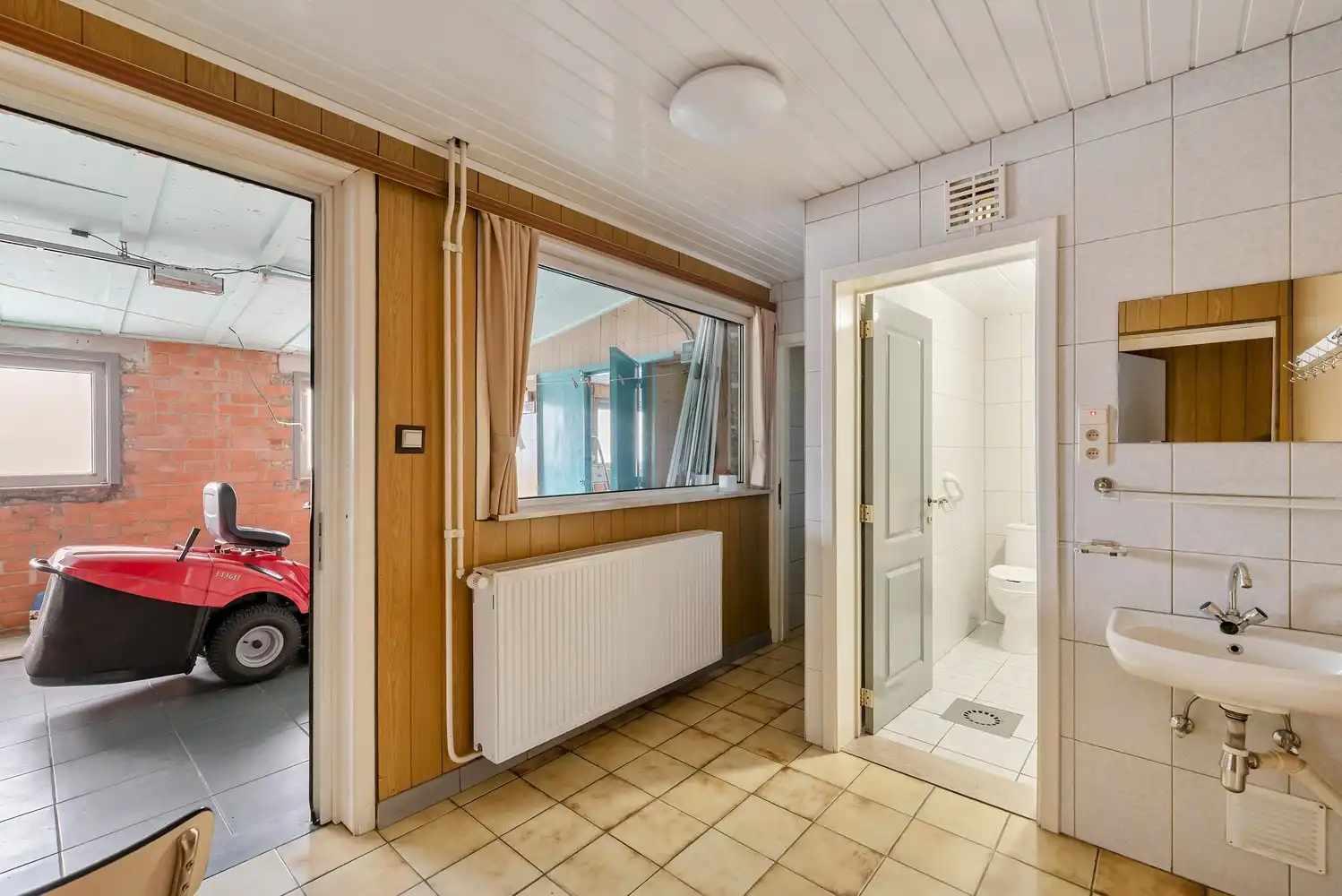 Ruime halfopen bebouwing foto 15