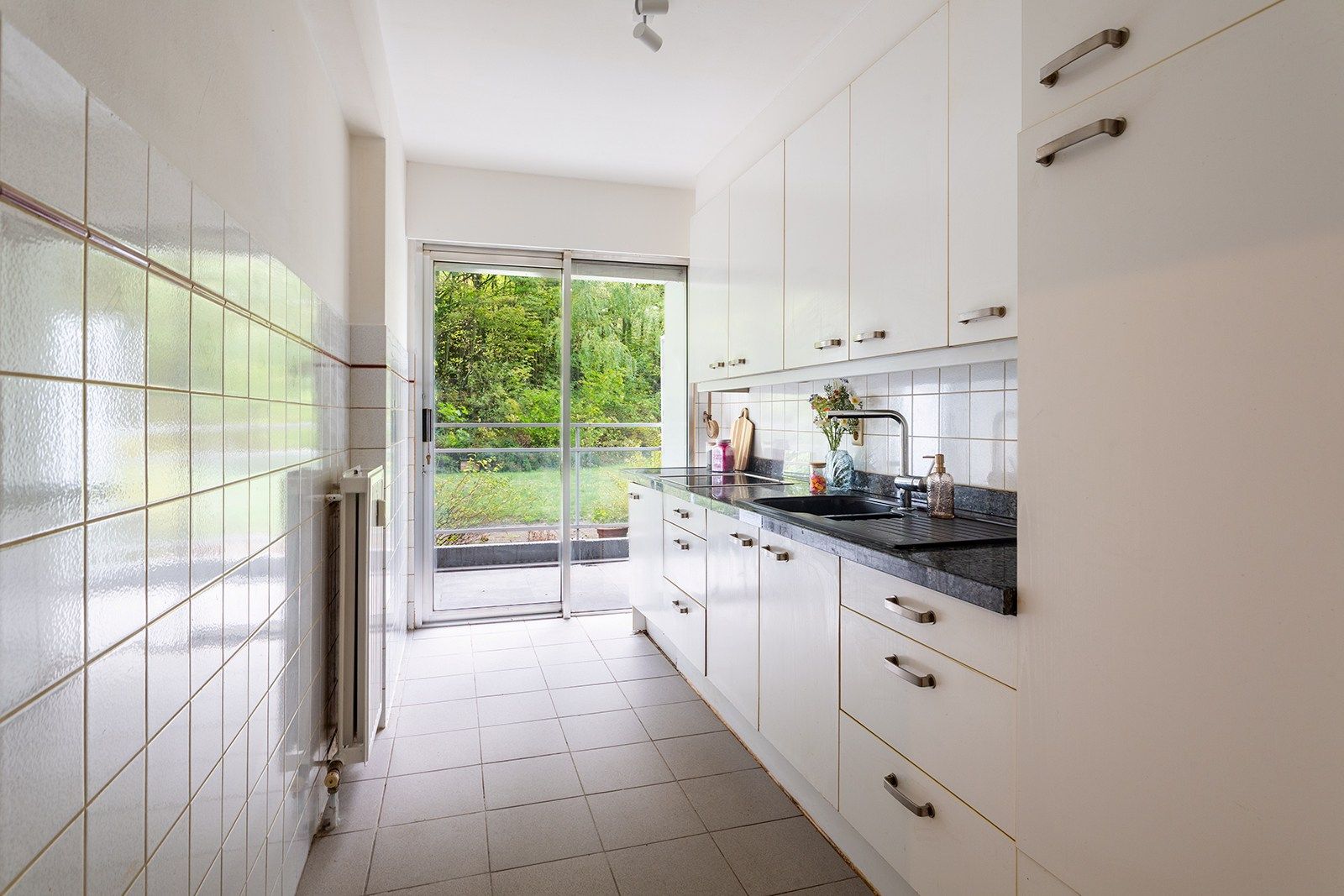2 slaapkamer appartement met veel lichtinval foto 14