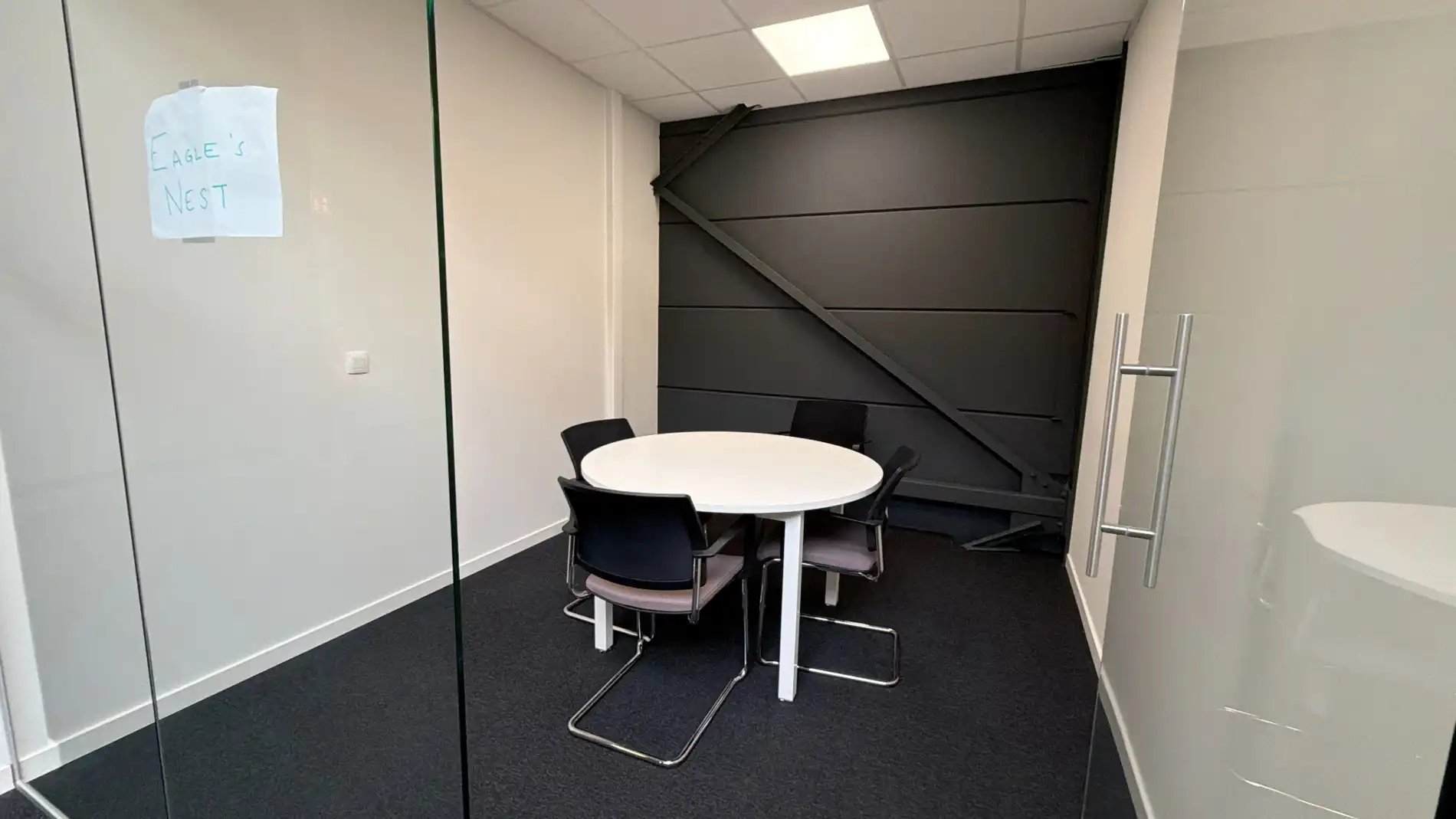 Instapklare kantoren met kleine opslagruimte te huur in Turnhout foto 11