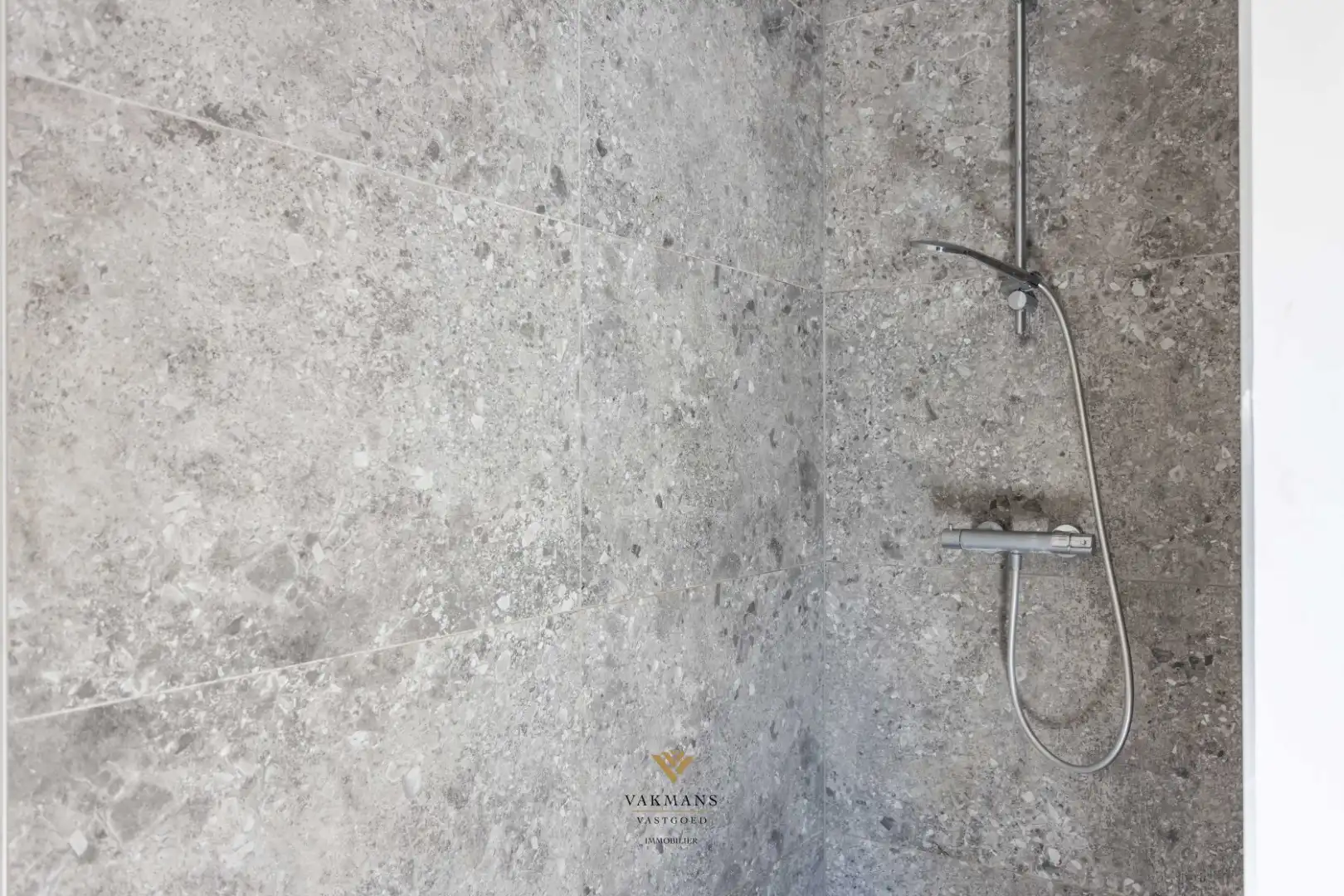 Exclusief nieuwbouw project in het centrum in alle rust foto 32