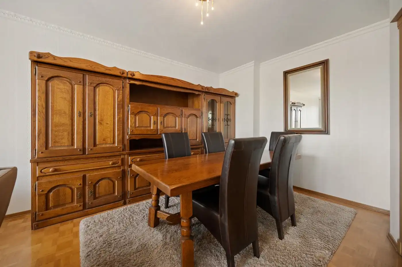 Instapklaar appartement met 2 slaapkamers en garage in Tienen foto 7