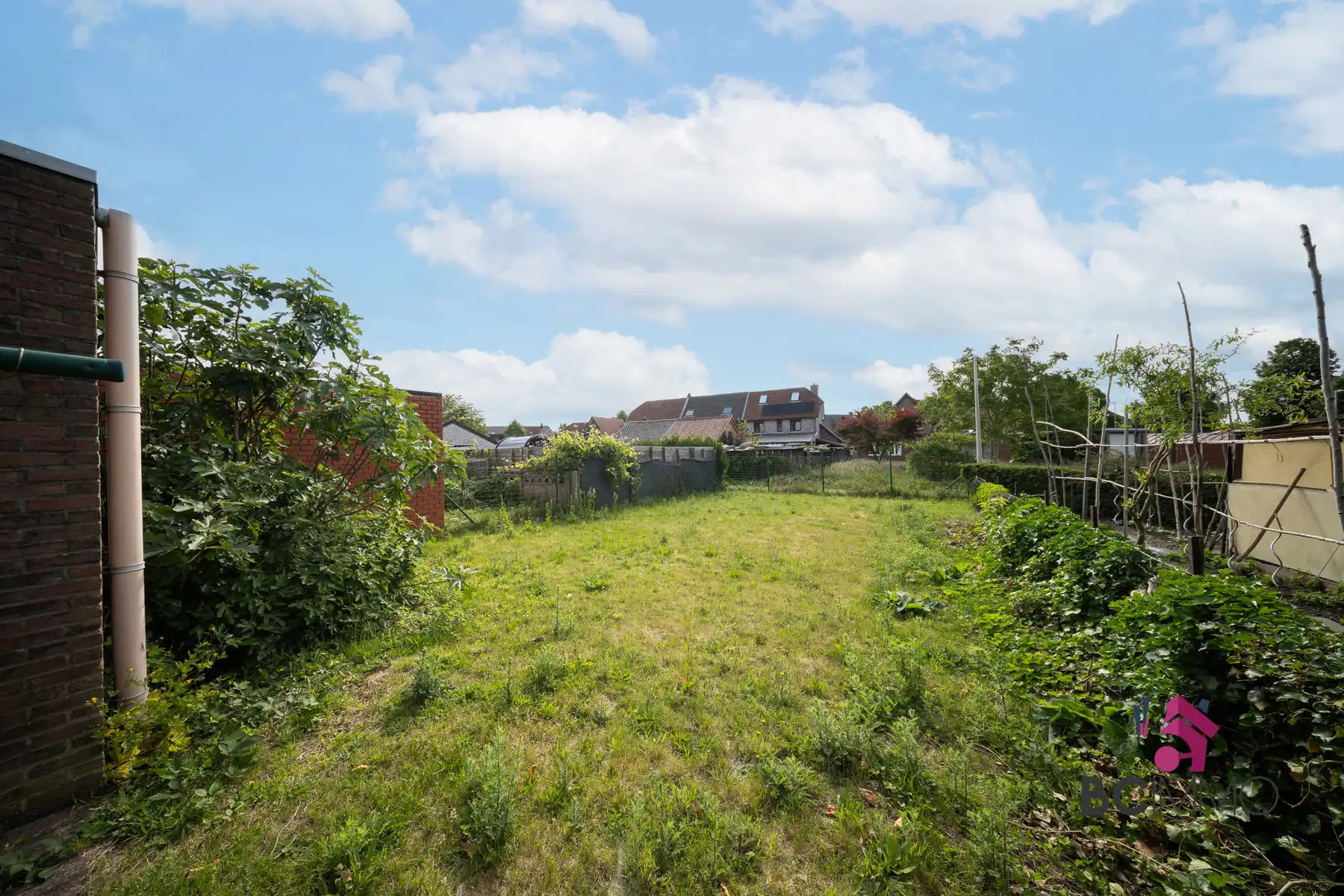 Halfopen woning in groene woonwijk  foto 4