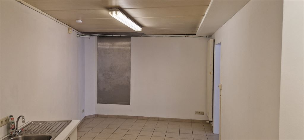 Commerciële ruimte met veel visibiliteit! foto 8